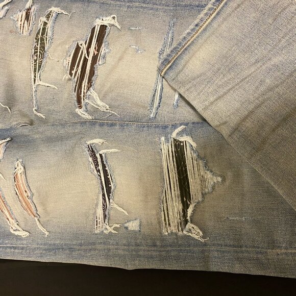 Amiri Jeans - Picture 4 of 8